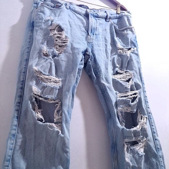 Hollister | Distressed Light Blue Denim Jeans slim straight - Picture 6 of 12
